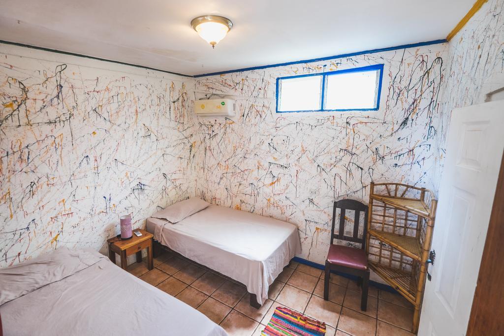 Pura Vida Hostel 塔马林多 外观 照片