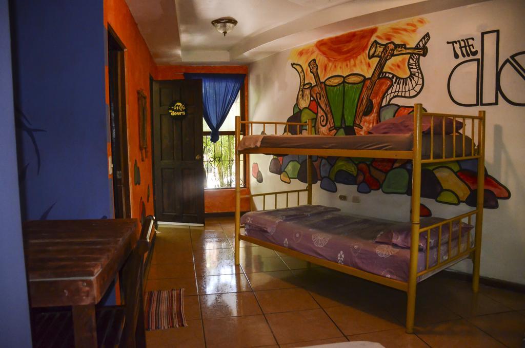 Pura Vida Hostel 塔马林多 外观 照片